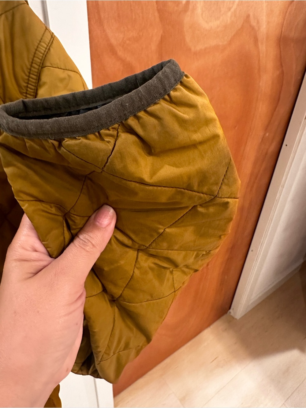 PATAGONIA DIAMOND QUILT MENS JACKET - Picture 9 of 16